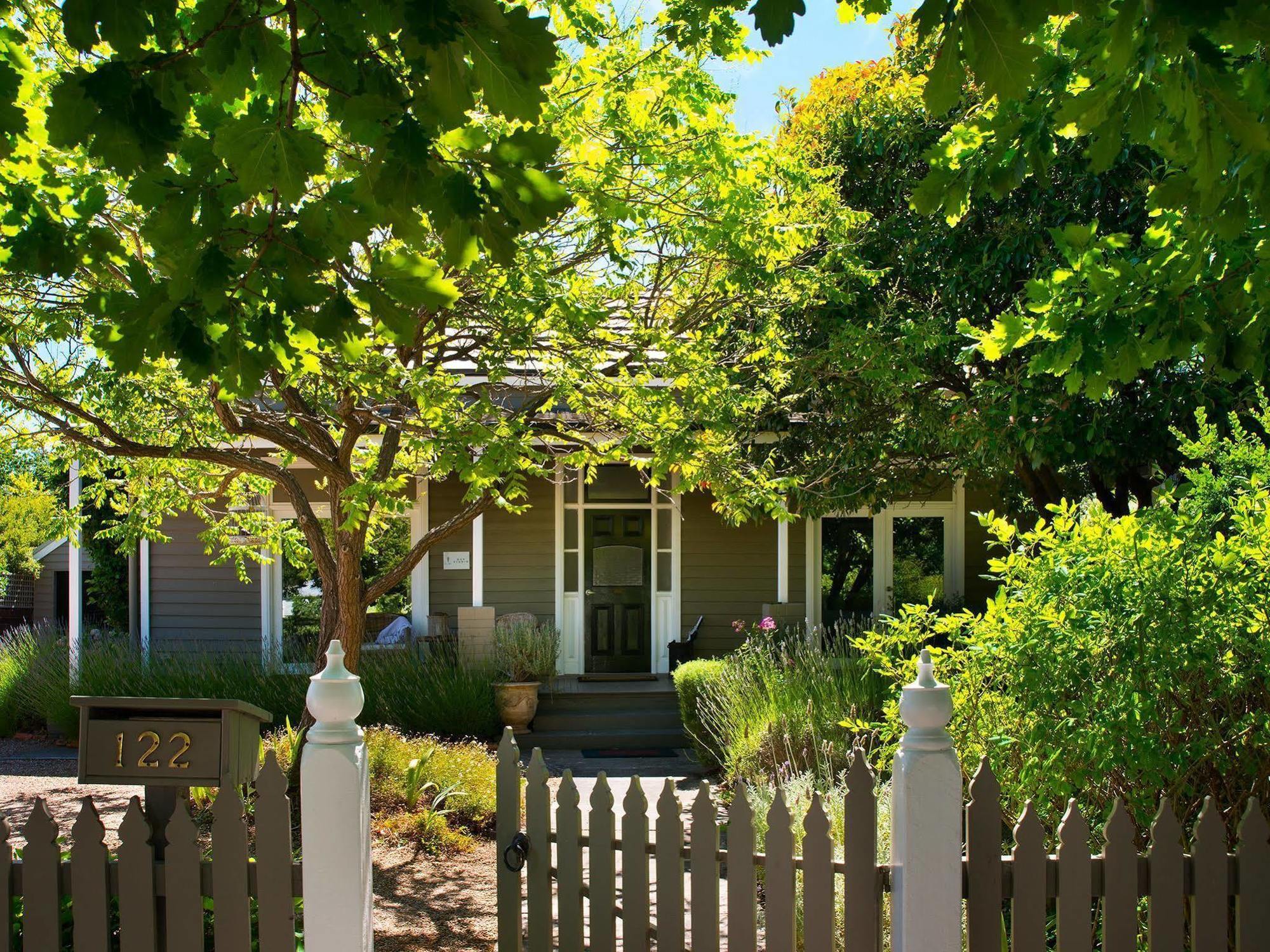 Spa Villas On Main Daylesford Esterno foto